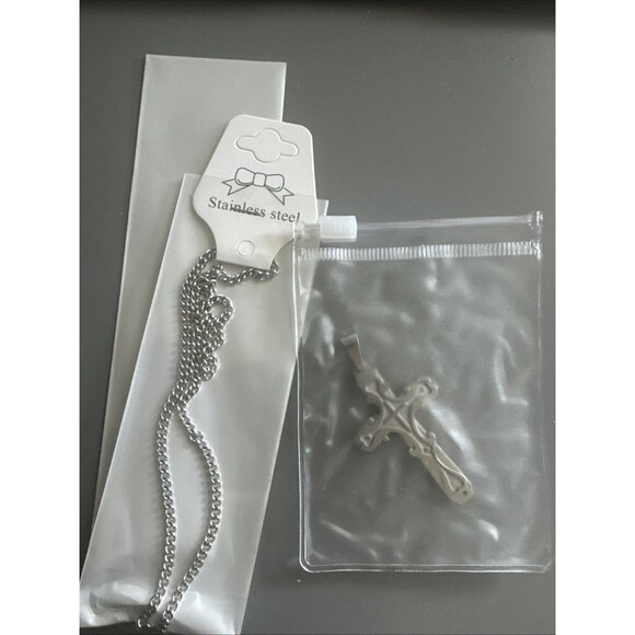 Vintage Cross Pendant Stainless Steel 24 Inch Chain Cuban Link Faith Religious - Picture 6 of 6